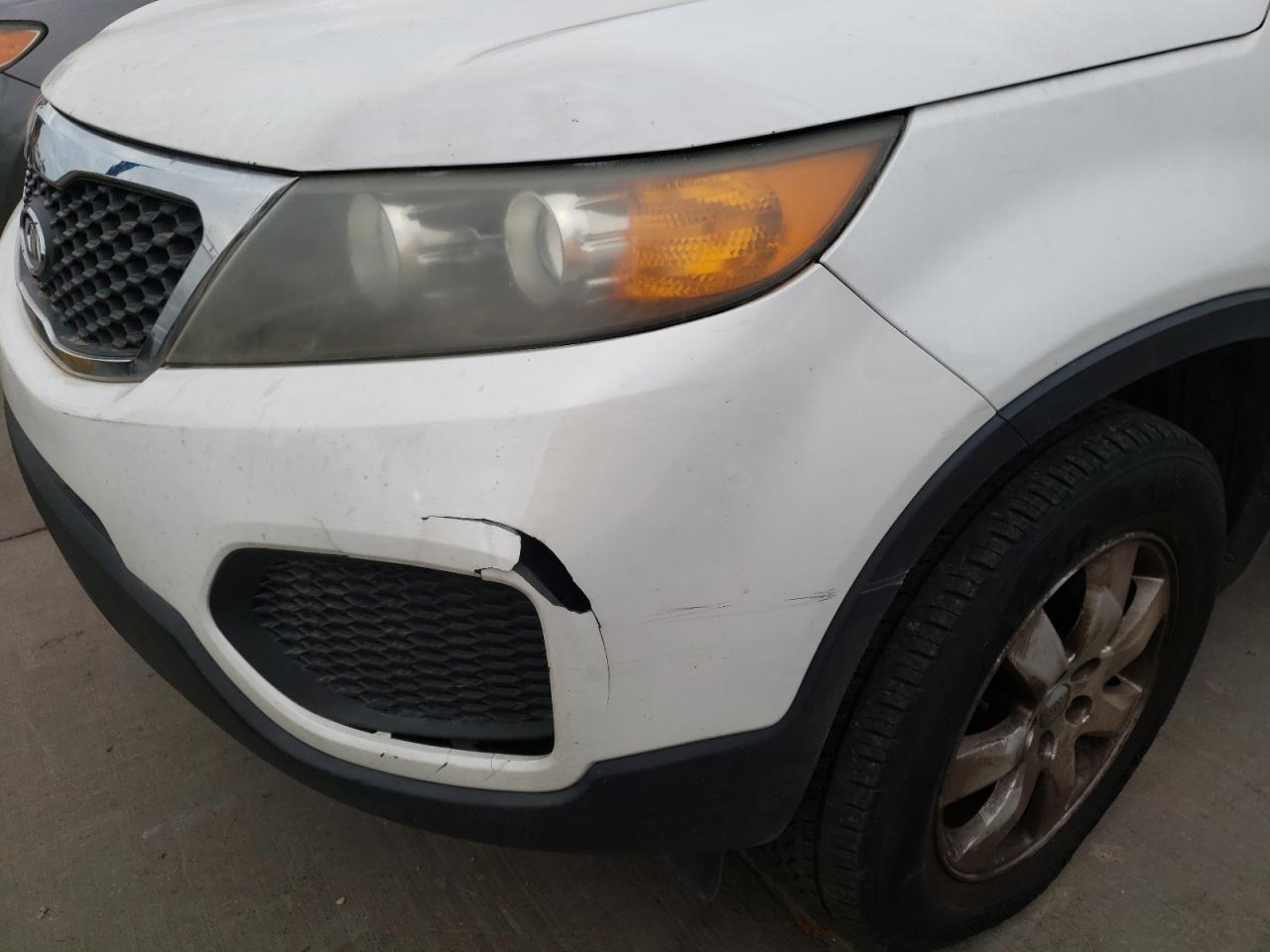 Photo 9 from auction – 2011 KIA SORENTO BA with VIN 5XYKT4A22BG124923