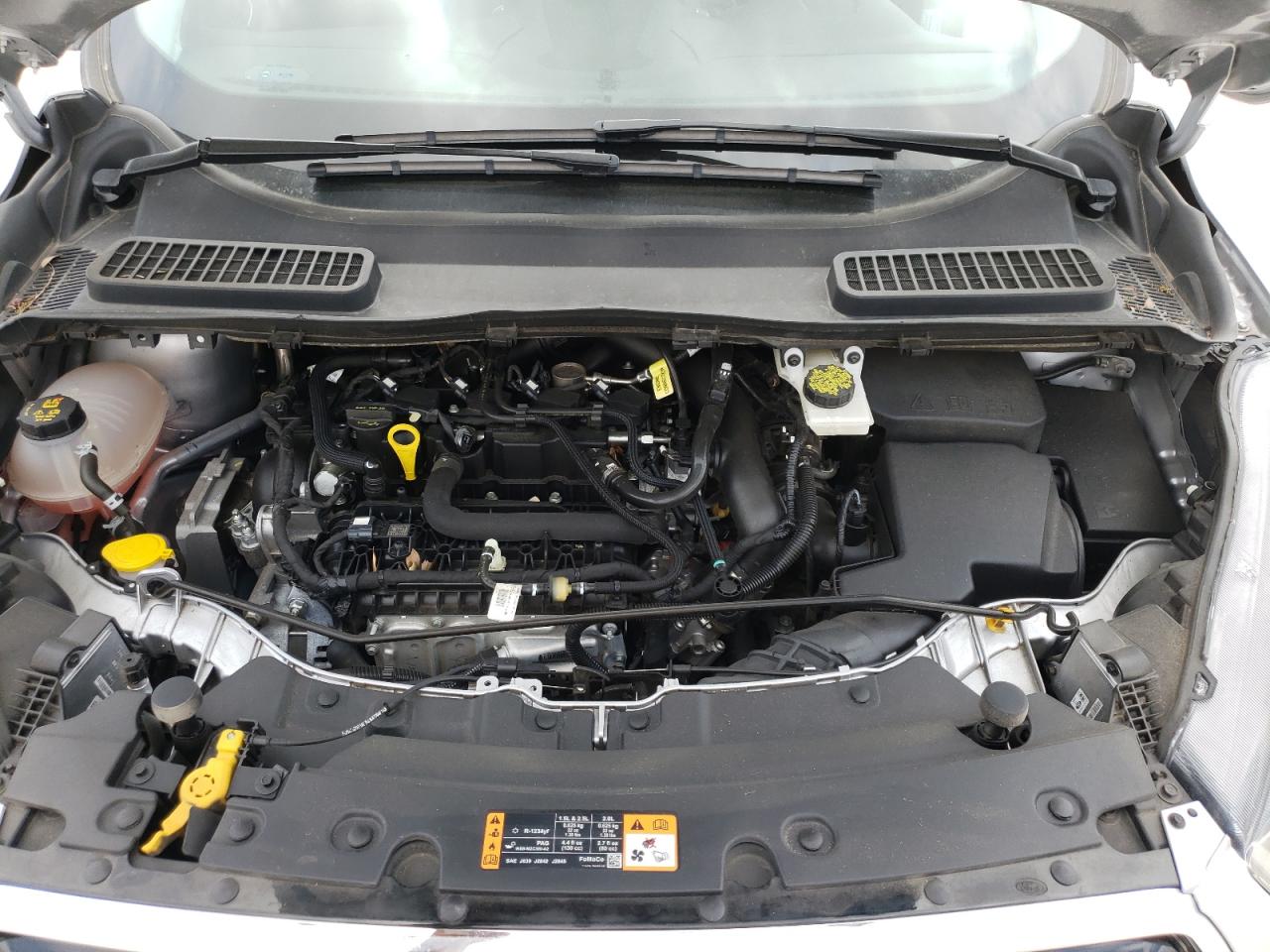 Photo 7 from auction – 2019 FORD ESCAPE SE with VIN 1FMCU0GD9KUC25647