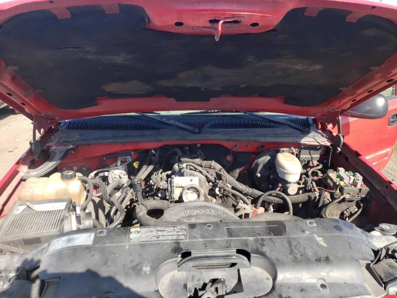 Photo 7 from auction – 2004 CHEVROLET SILVERADO with VIN 1GCEC14V04Z116681