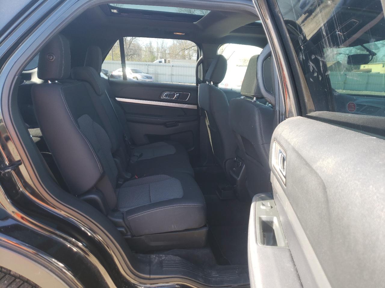 Photo 6 from auction – 2018 FORD EXPLORER X with VIN 1FM5K8D89JGA29404