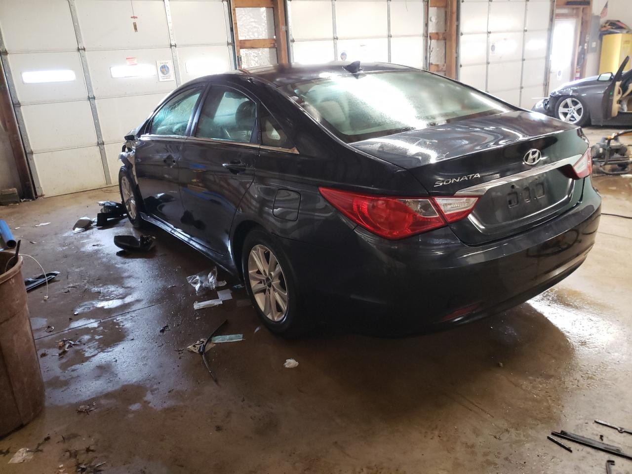 Photo 3 from auction – 2013 HYUNDAI SONATA GLS with VIN 5NPEB4AC1DH744490