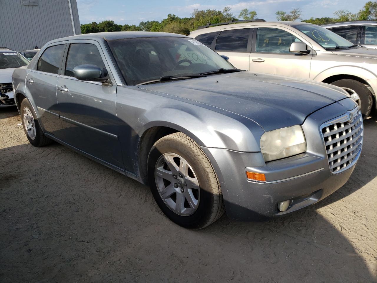 Photo 1 from auction – 2006 CHRYSLER 300 TOURIN with VIN 2C3KA53G86H523965