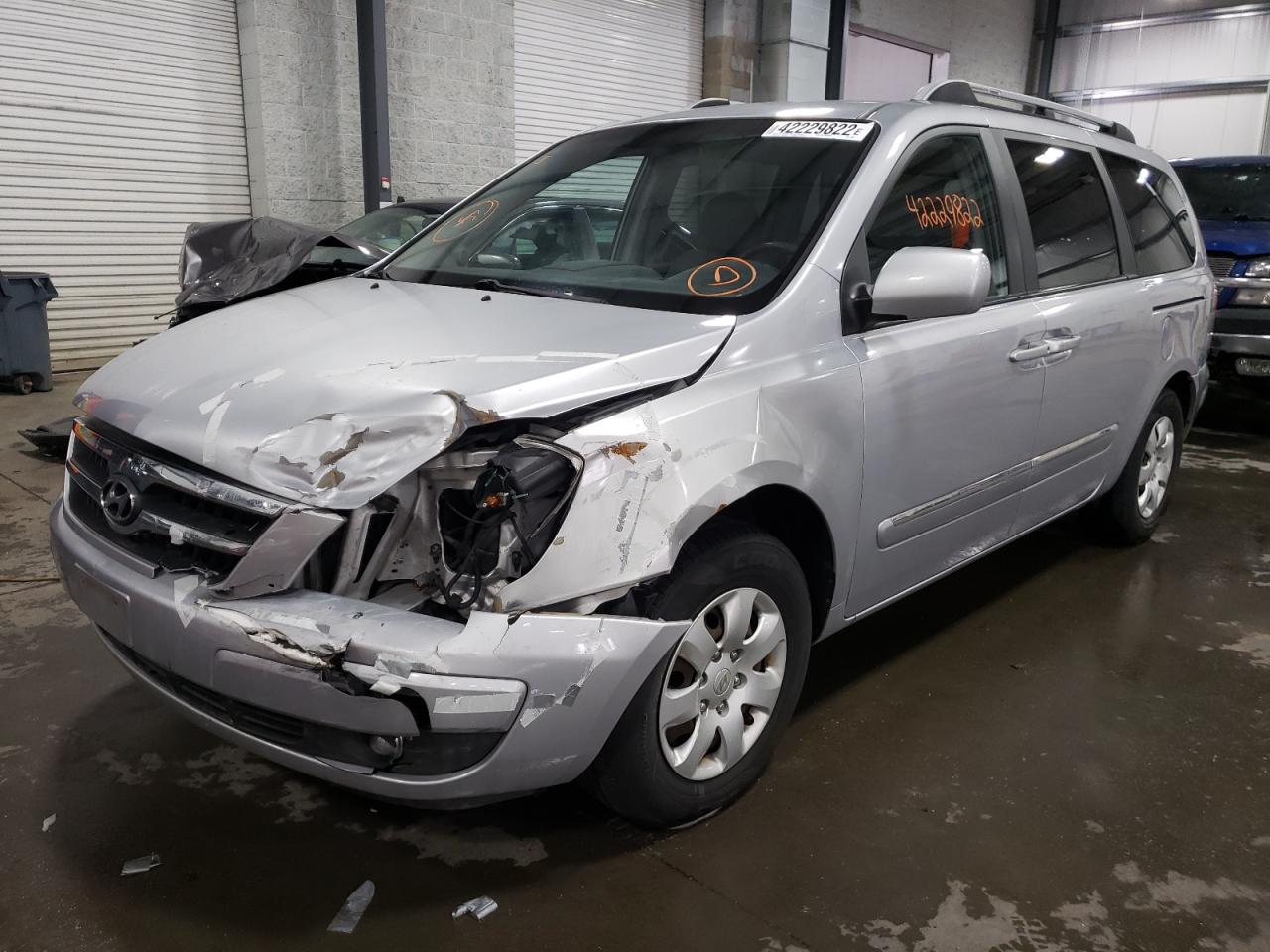 Photo 2 from auction – 2007 HYUNDAI ENTOURAGE with VIN KNDMC233X76040006