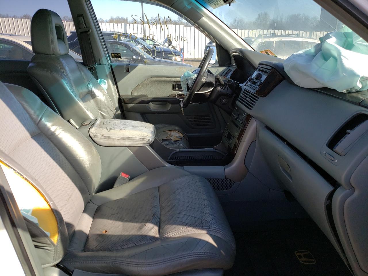 Photo 5 from auction – 2004 HONDA PILOT EXL with VIN 2HKYF18644H554618