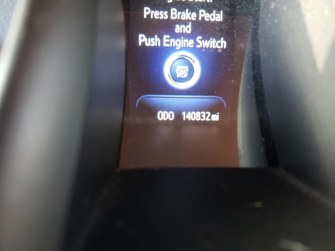 Photo 8 from auction – 2015 TOYOTA AVALON XLE with VIN 4T1BK1EB3FU158669