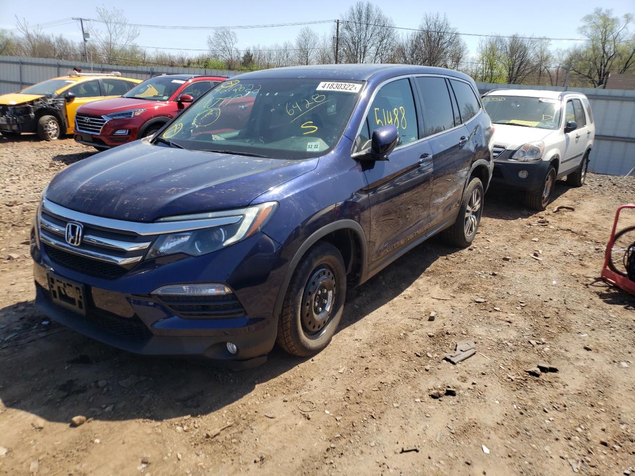 Photo 2 from auction – 2017 HONDA PILOT EXL with VIN 5FNYF6H58HB096428