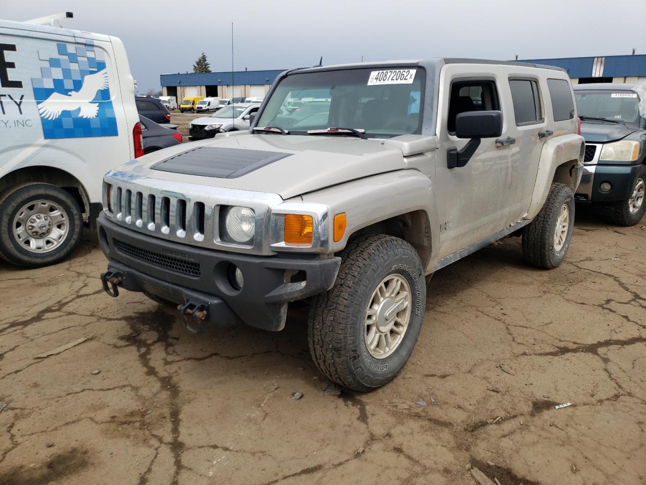 Photo 2 from auction – 2007 HUMMER H3 with VIN 5GTDN13E178169643