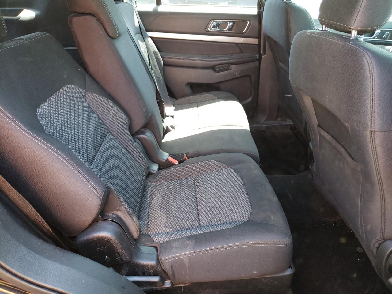 Photo 6 from auction – 2018 FORD EXPLORER X with VIN 1FM5K8D80JGB41105