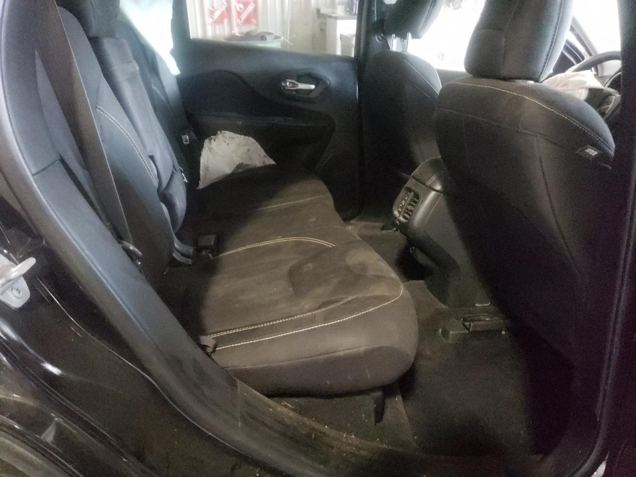 Photo 6 from auction – 2015 JEEP CHEROKEE L with VIN 1C4PJMCS6FW648285