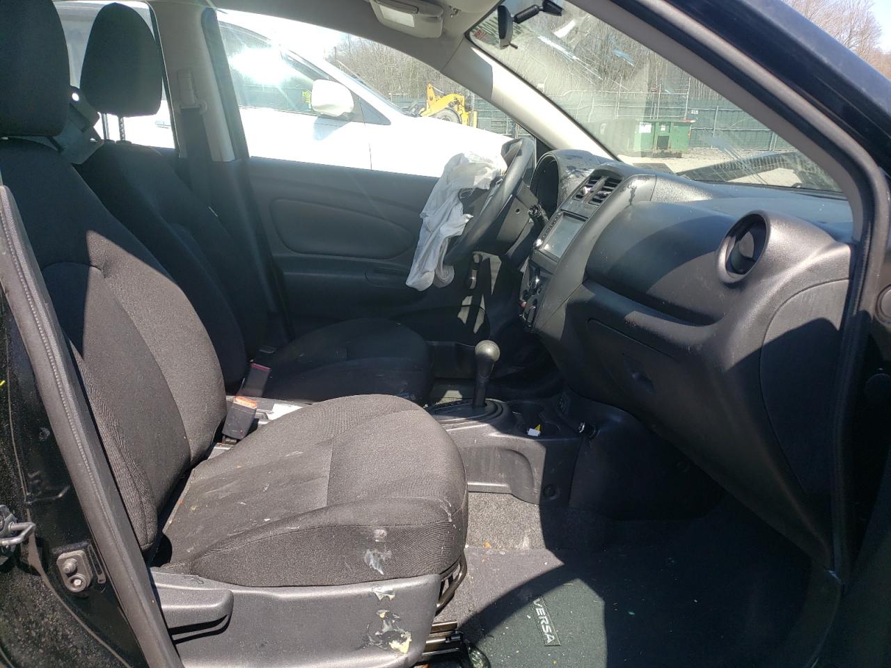 Photo 5 from auction – 2019 NISSAN VERSA S with VIN 3N1CN7AP0KL812894