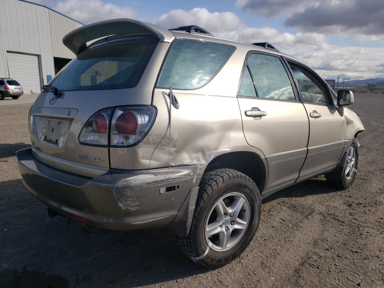 صورة رقم 4 من المزاد - 2002 LEXUS RX 300 مع VIN JTJHF10U520237965