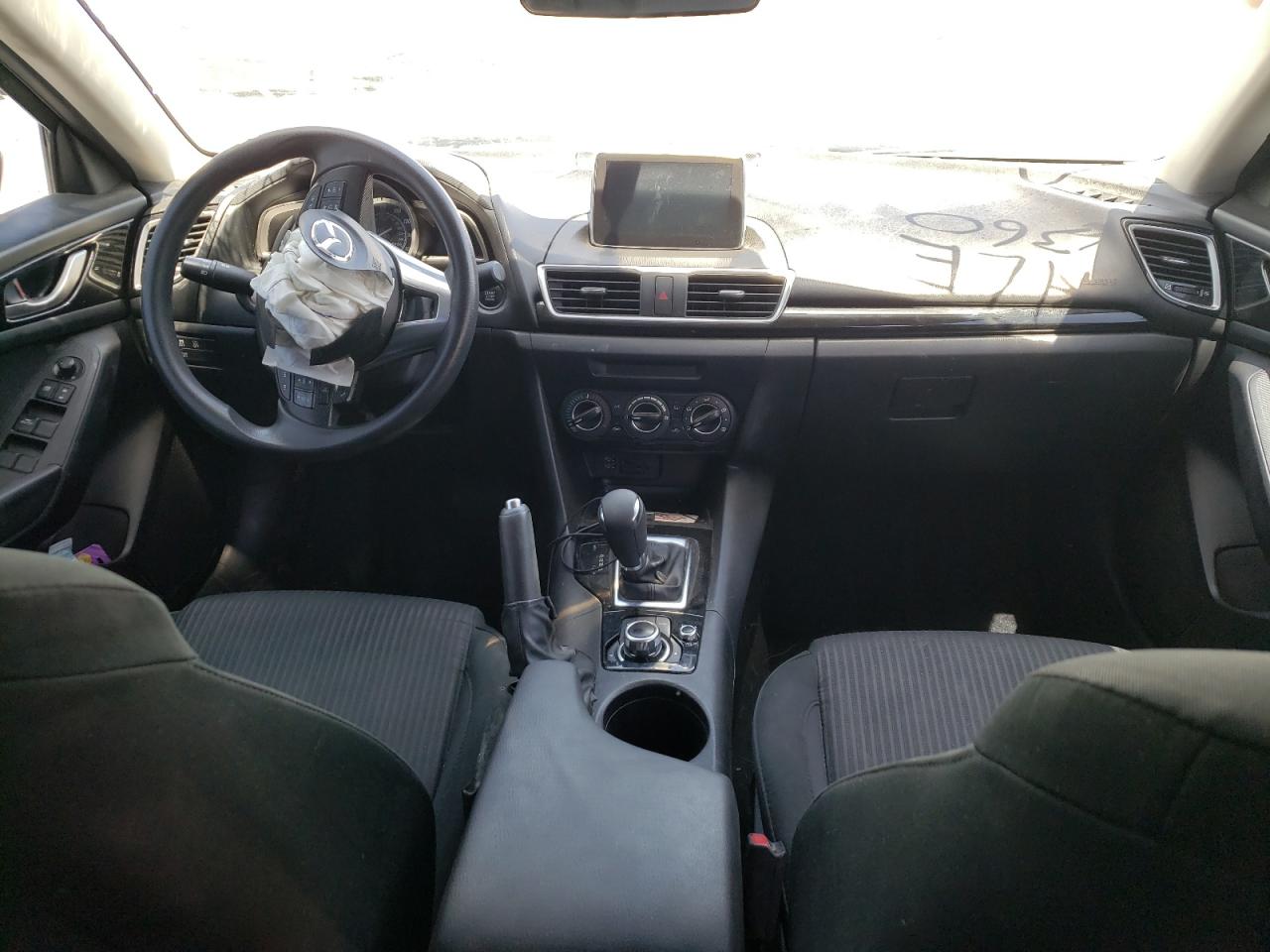 Photo 9 from auction – 2016 MAZDA 3 SPORT with VIN JM1BM1U71G1338554