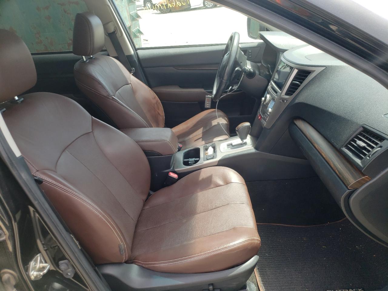Photo 5 from auction – 2013 SUBARU OUTBACK 2. with VIN 4S4BRCSC1D3262021