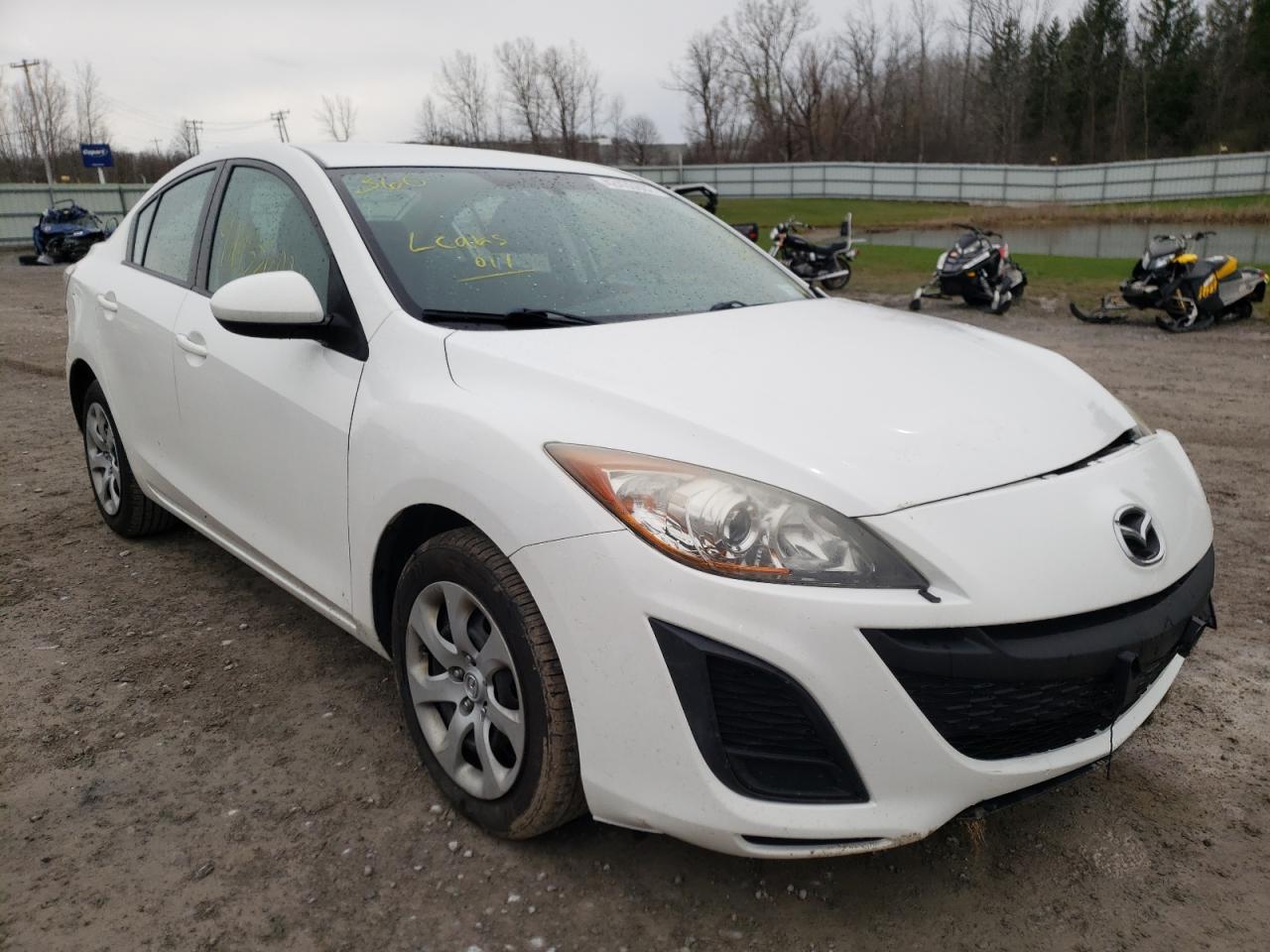 MAZDA 3 I 2011 with VIN JM1BL1UG8B1463398 - Photo from auction