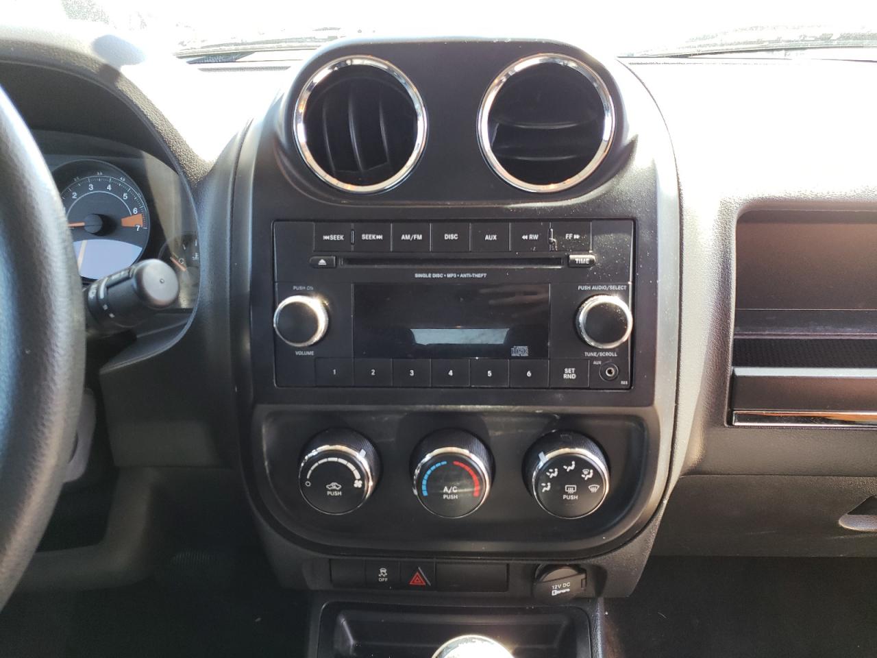 Photo 9 from auction – 2014 JEEP PATRIOT SP with VIN 1C4NJPBA2ED553363
