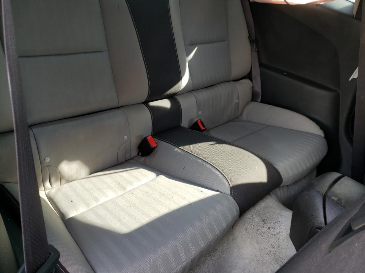 Photo 6 from auction – 2015 CHEVROLET CAMARO LS with VIN 2G1FB1E37F9242501