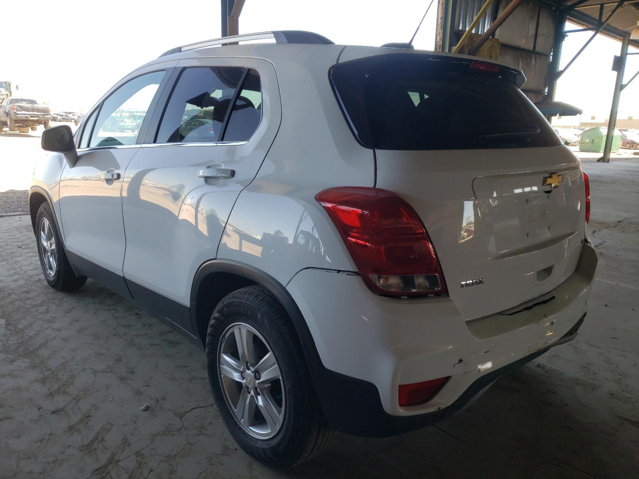 Photo 3 from auction – 2019 CHEVROLET TRAX 1LT with VIN 3GNCJLSB0KL326646