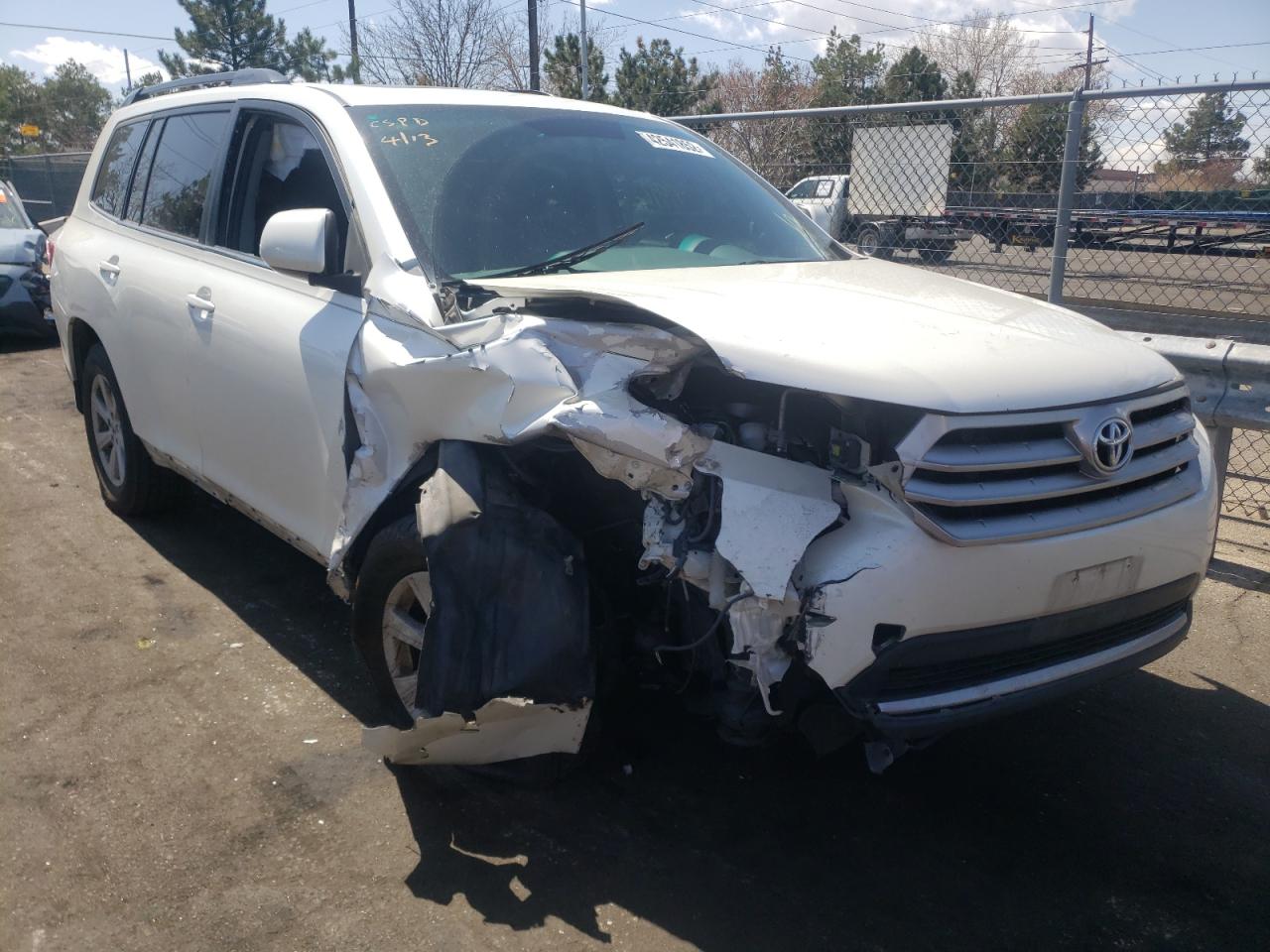 TOYOTA HIGHLANDER 2013 with VIN 5TDBK3EH6DS249246 - Photo from auction