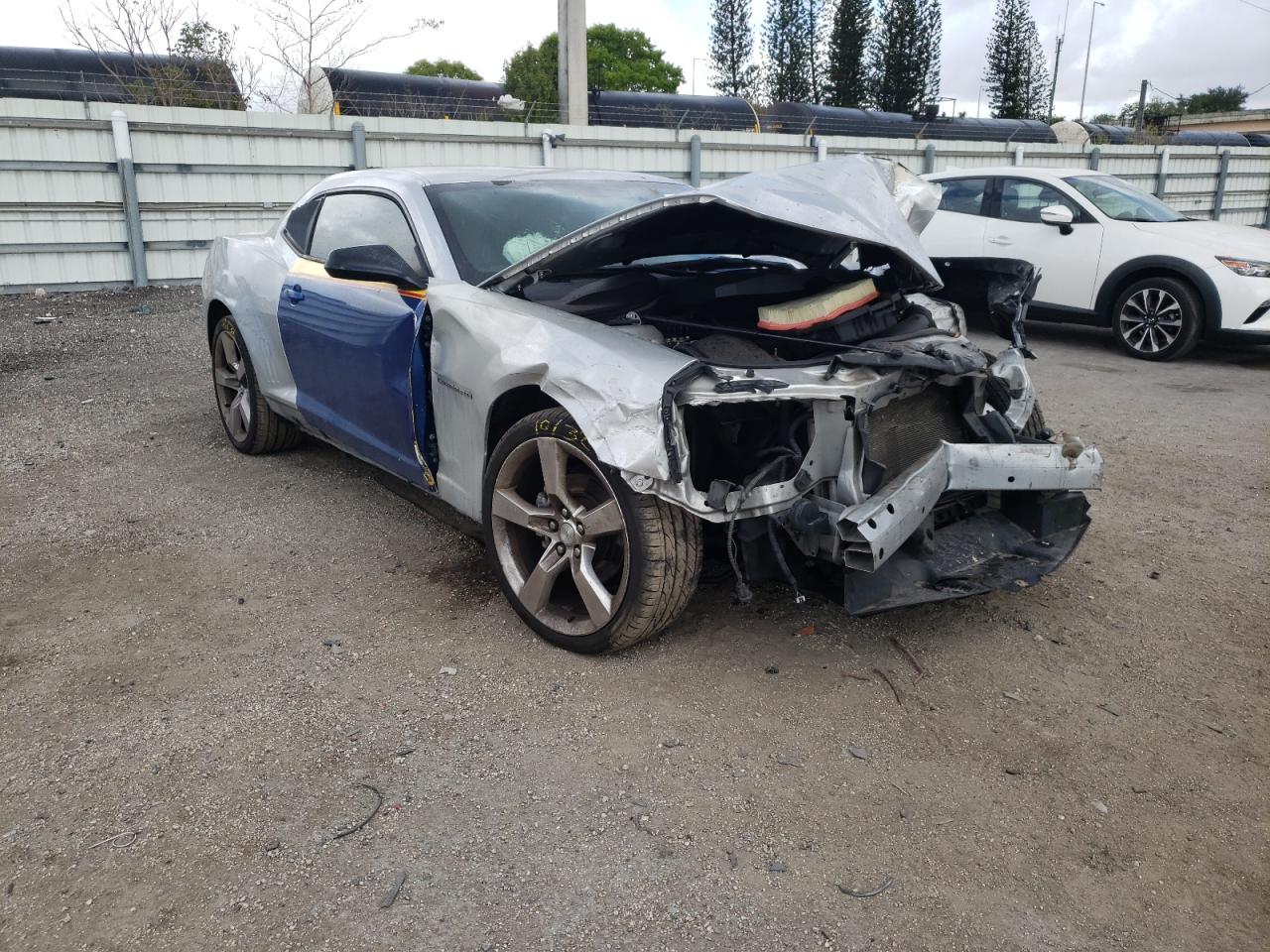 CHEVROLET CAMARO LT 2013 with VIN 2G1FB1E35D9192839 - Photo from auction