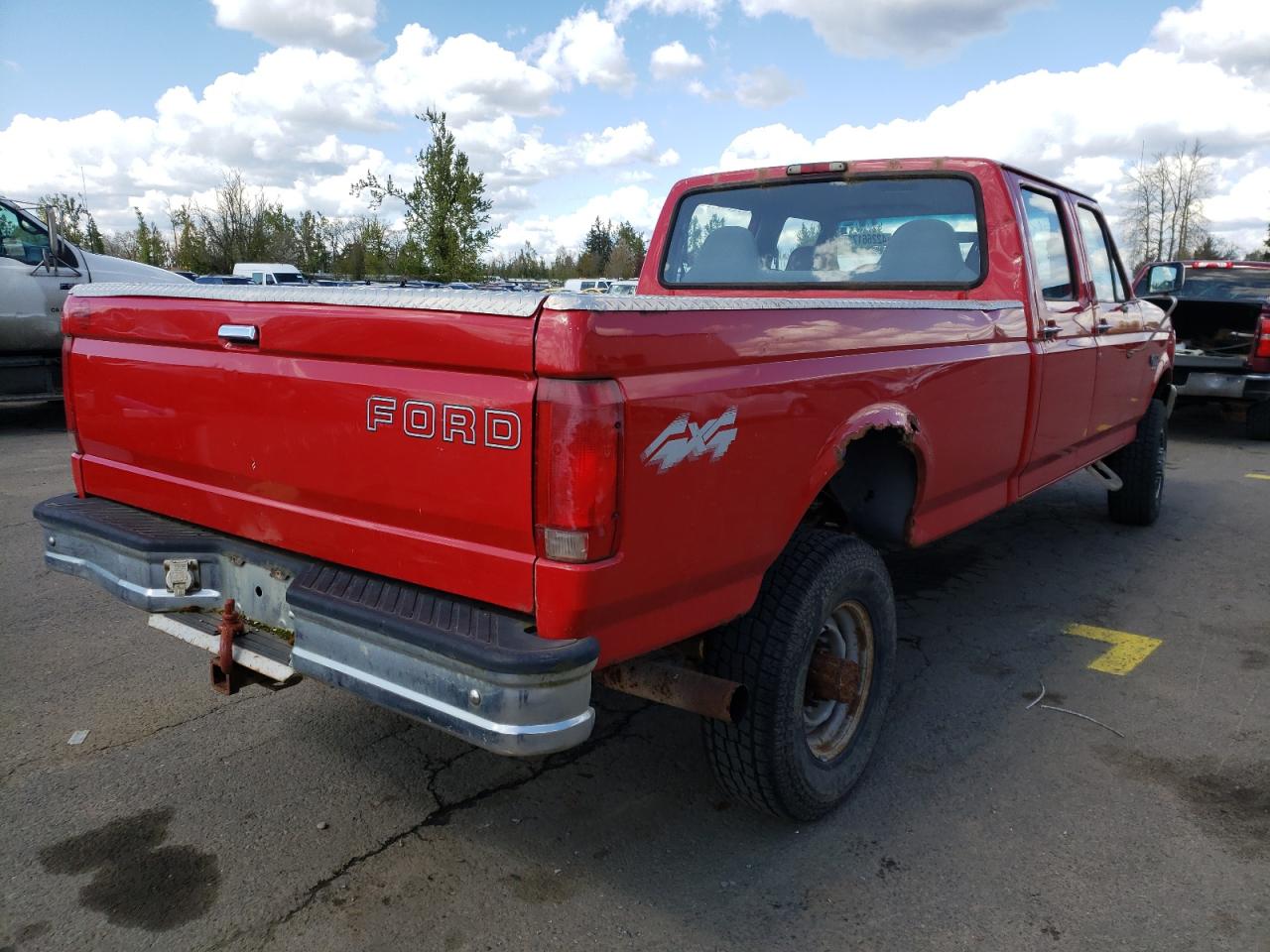 Photo 4 from auction – 1997 FORD F350 with VIN 1FTJW36F0VEA04821