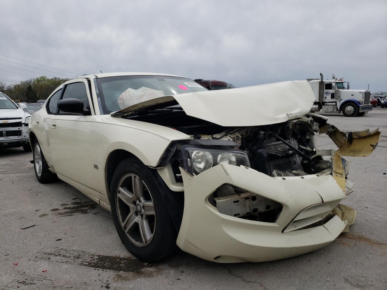 Photo 13 from auction – 2008 DODGE CHARGER with VIN 2B3KA43G78H247143