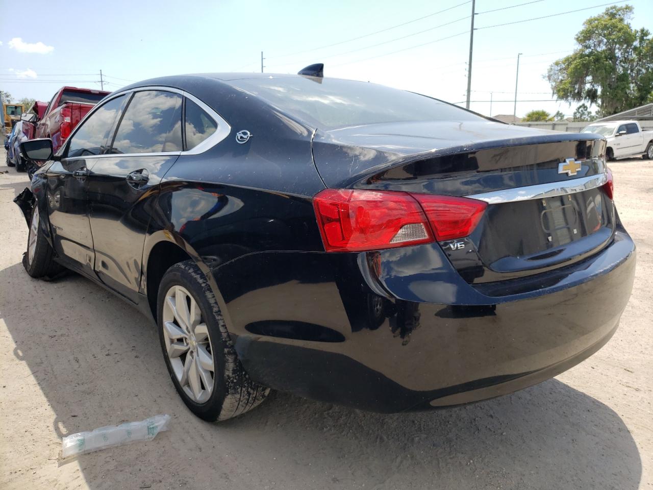 Photo 3 from auction – 2018 CHEVROLET IMPALA LT with VIN 2G1105S34J9131795