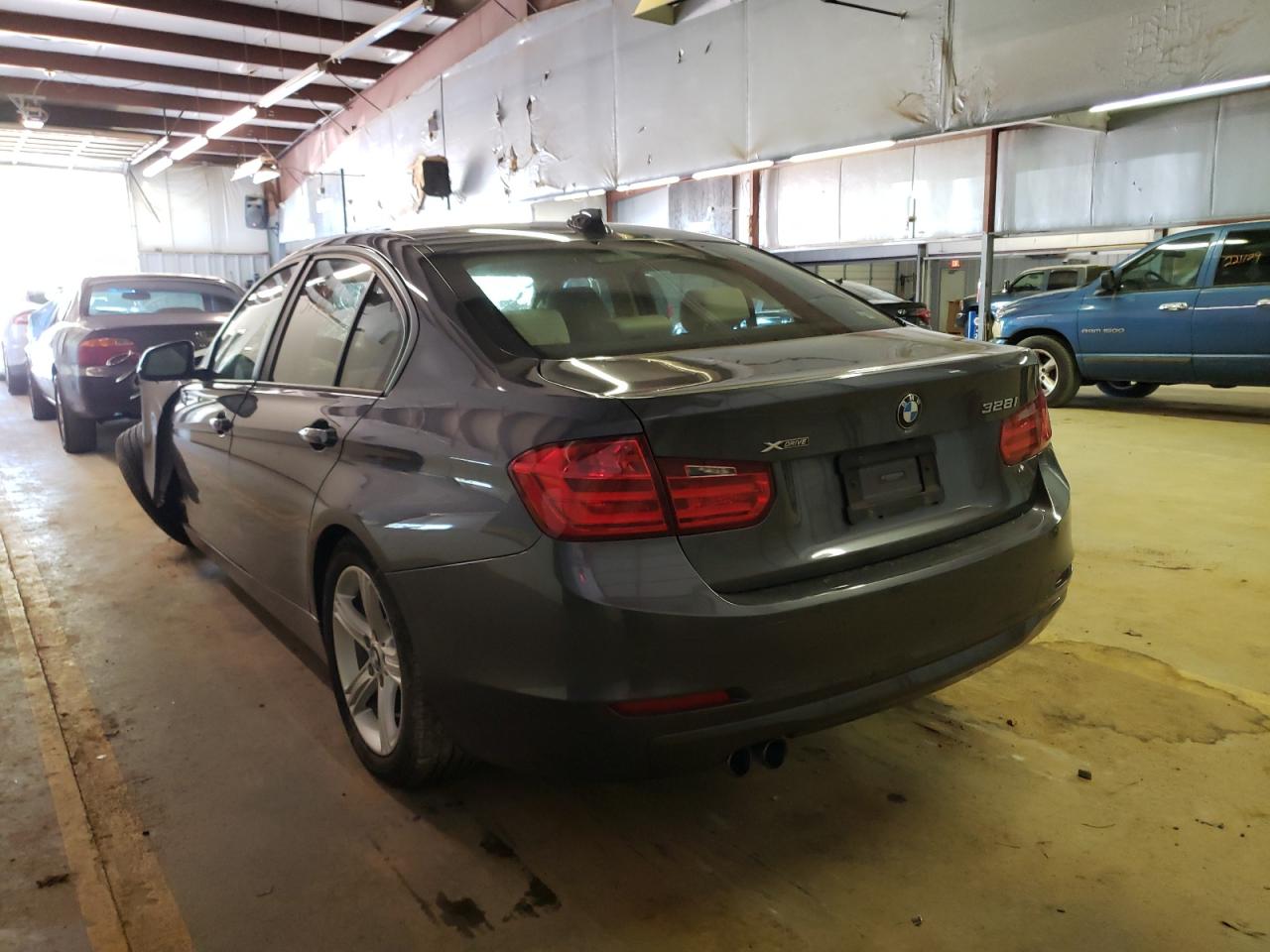 Photo 3 from auction – 2015 BMW 328 XI with VIN WBA3B3C59FJ985172