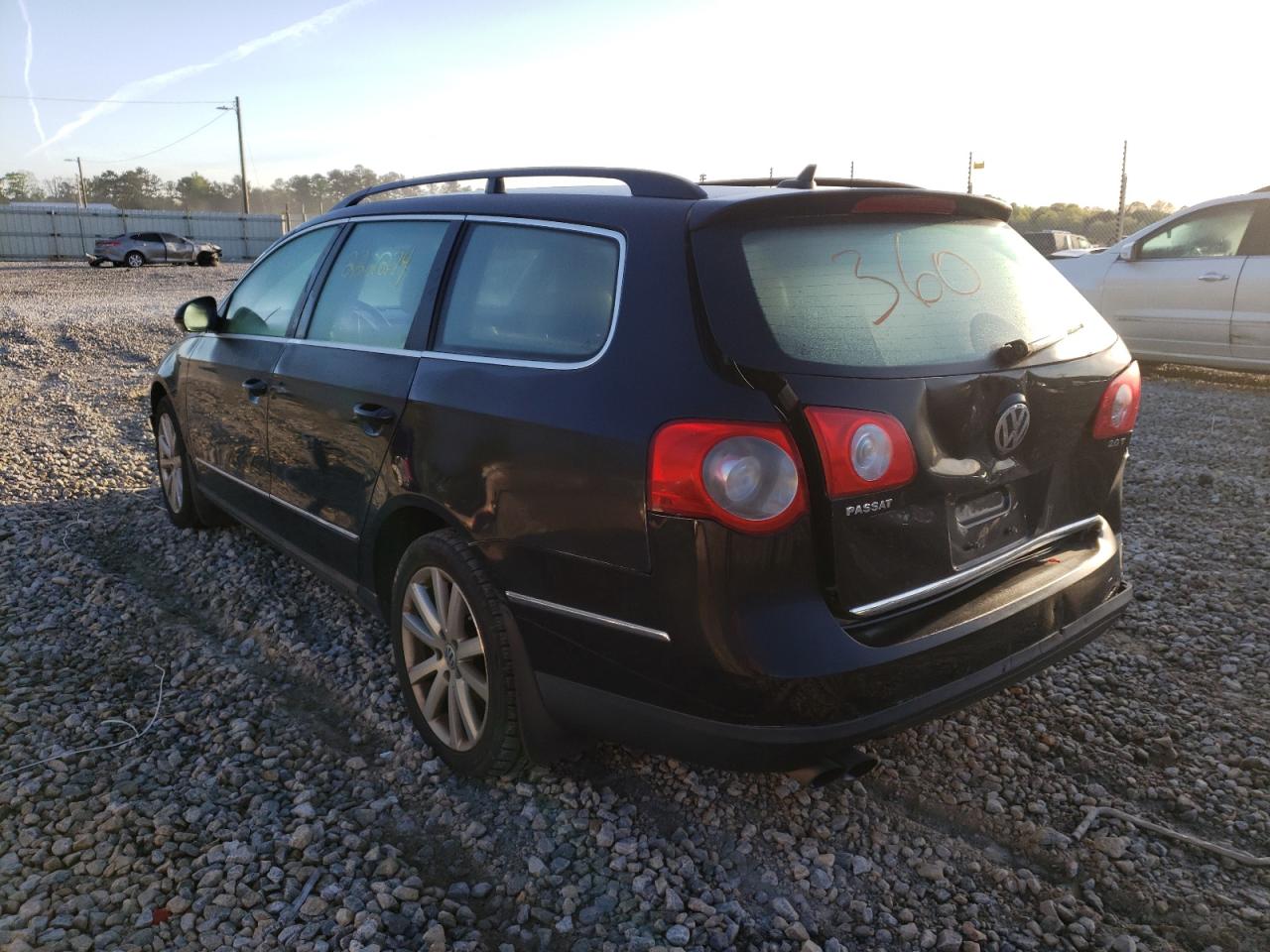 Photo 3 from auction – 2007 VOLKSWAGEN PASSAT 2.0 with VIN WVWTK73CX7E146179