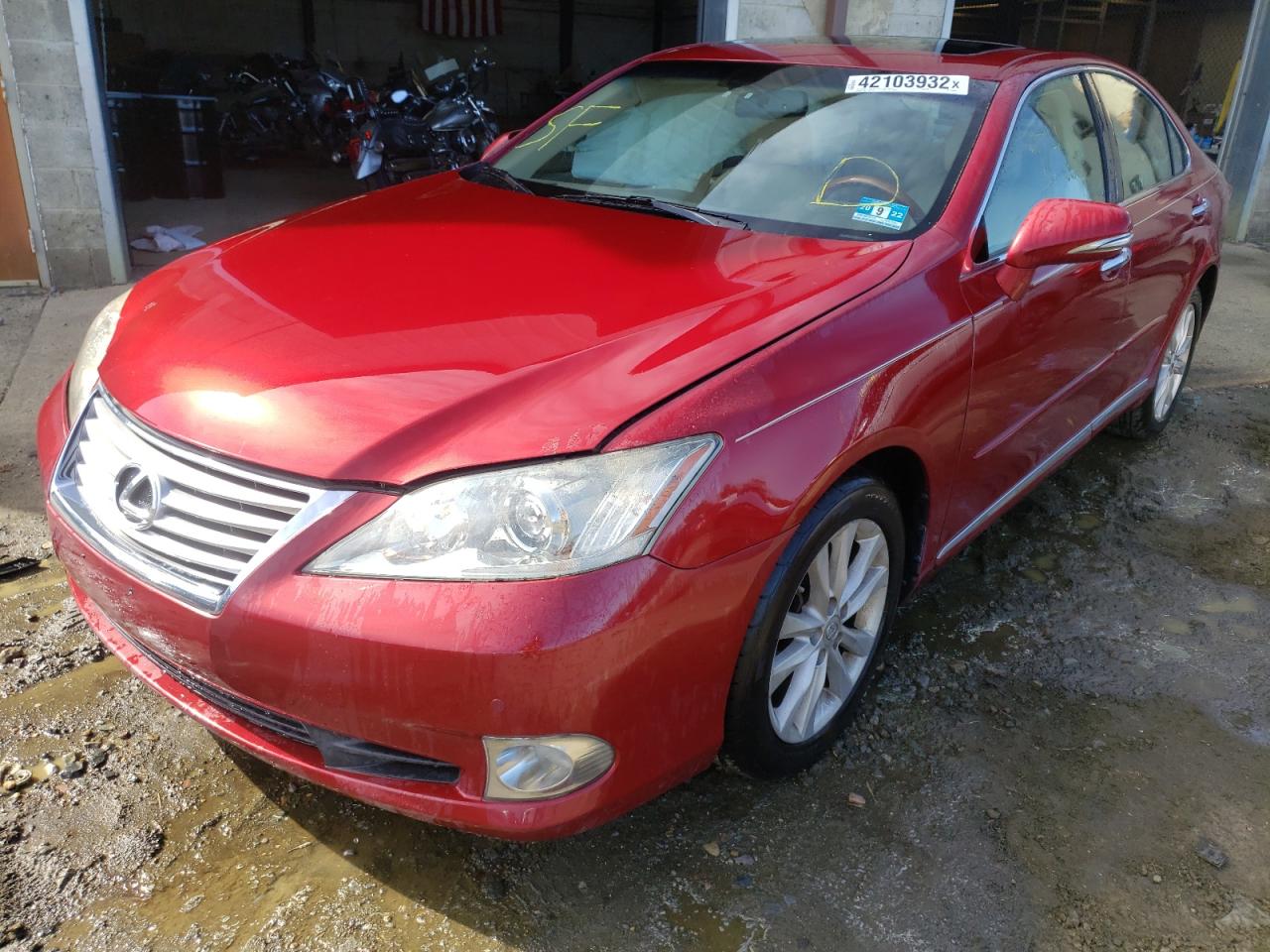 Photo 2 from auction – 2011 LEXUS ES 350 with VIN JTHBK1EG5B2445970