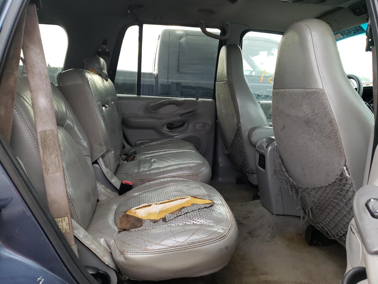 Photo 6 from auction – 1998 FORD EXPEDITION with VIN 1FMPU18L7WLB31498