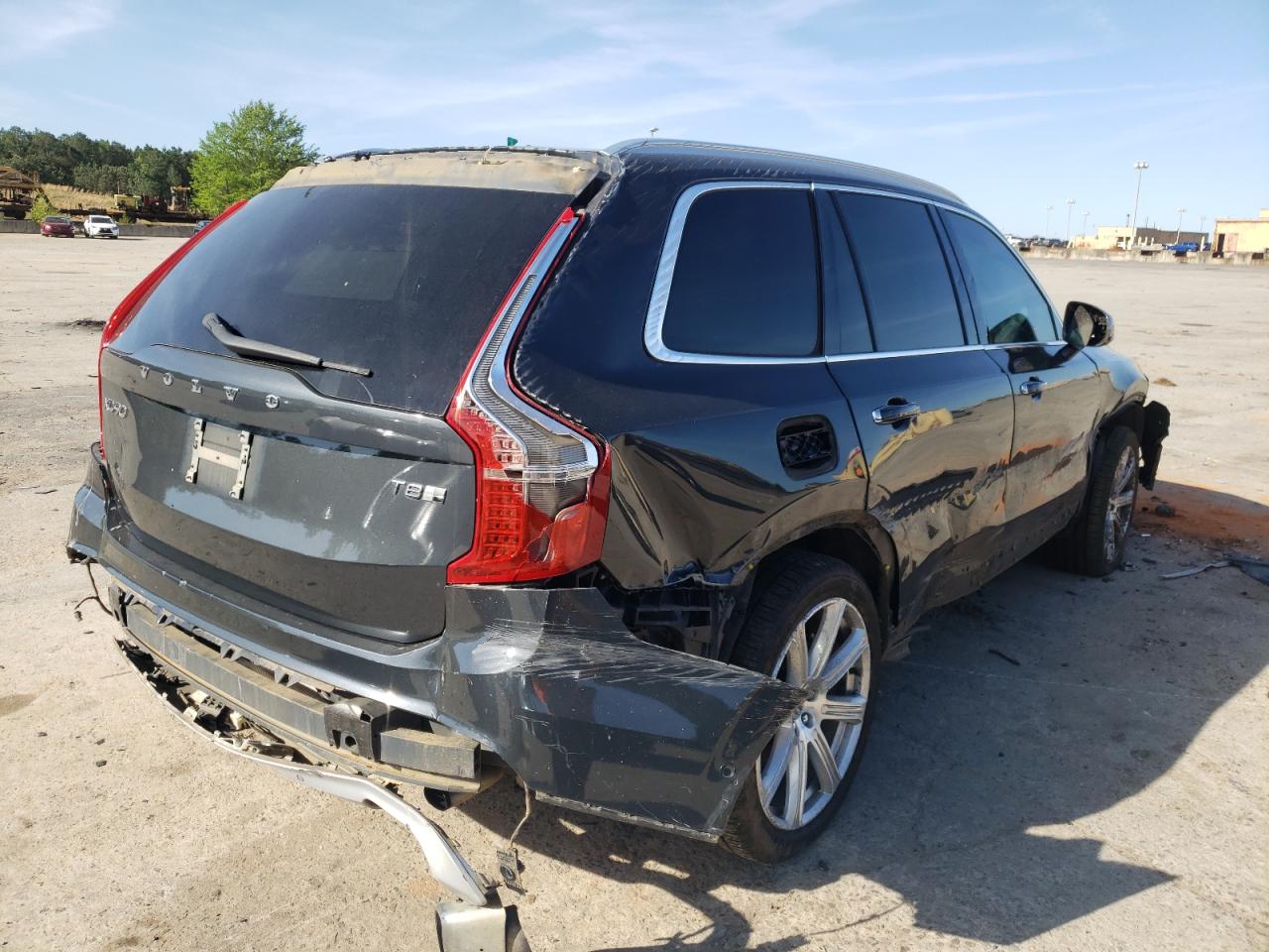 Photo 4 from auction – 2017 VOLVO XC90 T8 with VIN YV4BC0PL0H1120786