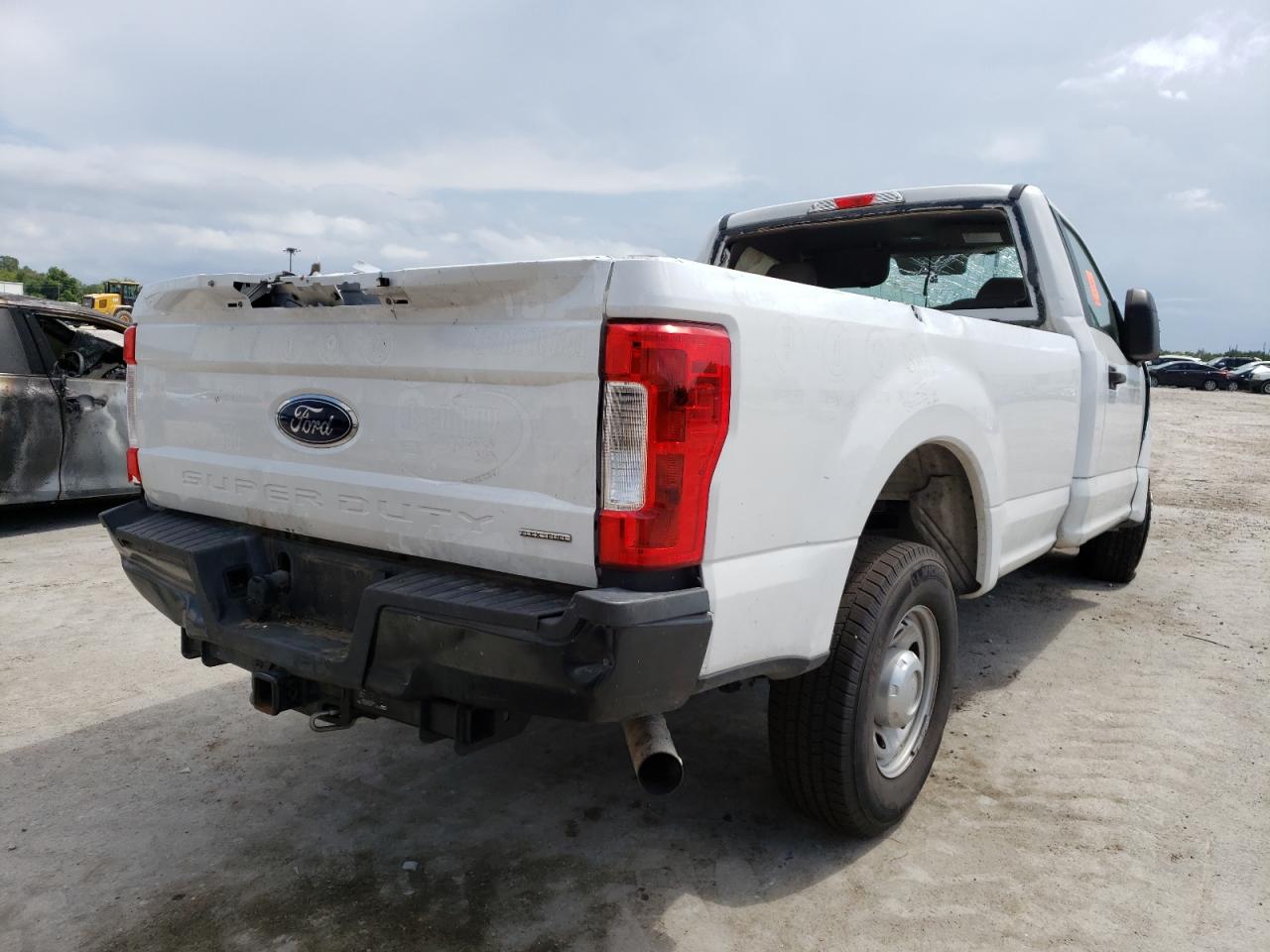 Photo 4 from auction – 2019 FORD F250 SUPER with VIN 1FTBF2A66KEC44490