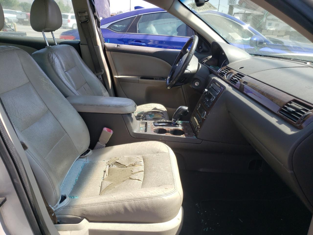 Photo 5 from auction – 2009 FORD TAURUS LIM with VIN 1FAHP25W09G118518