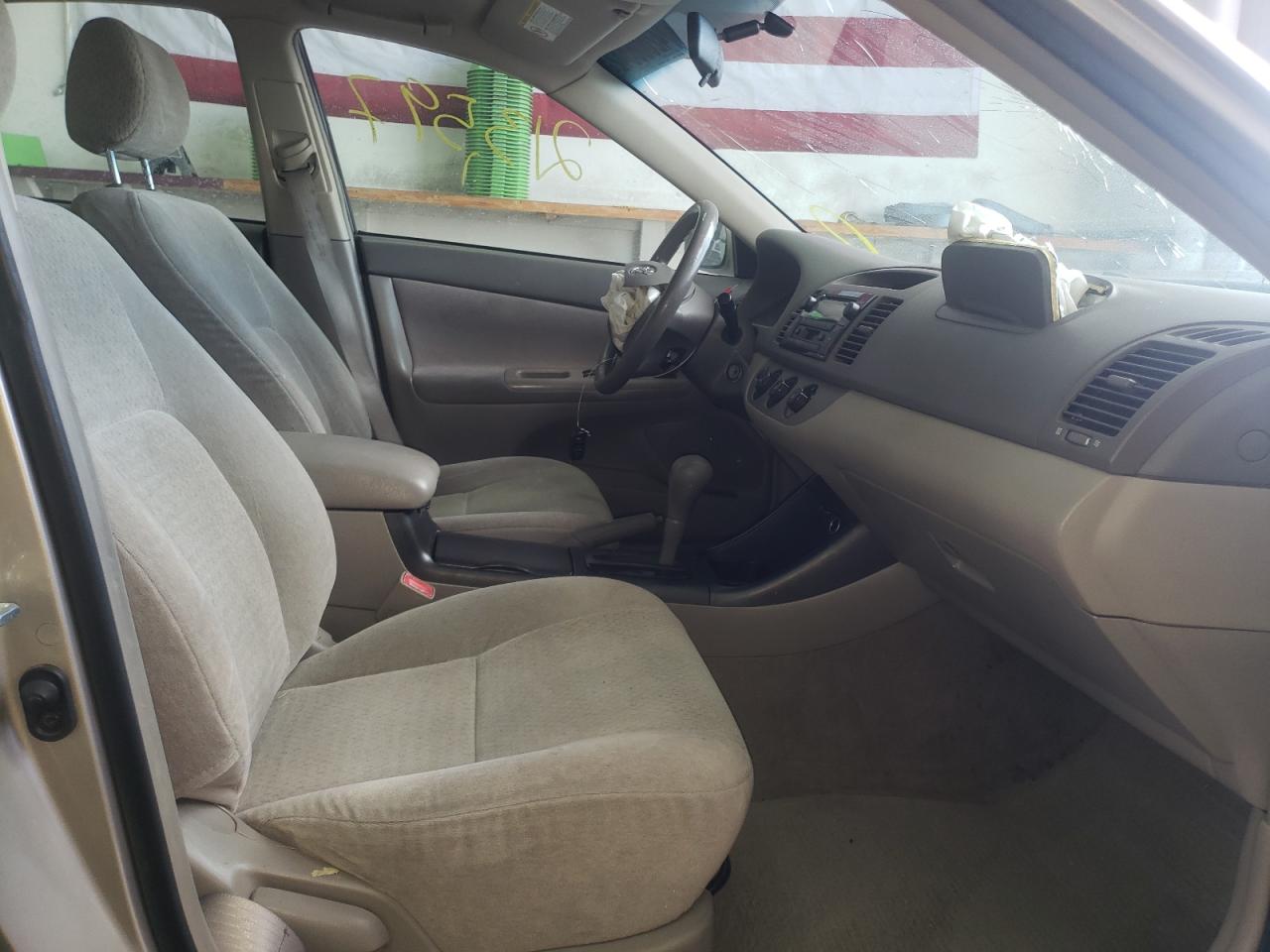 Photo 5 from auction – 2003 TOYOTA CAMRY with VIN JTDBE32K930166015