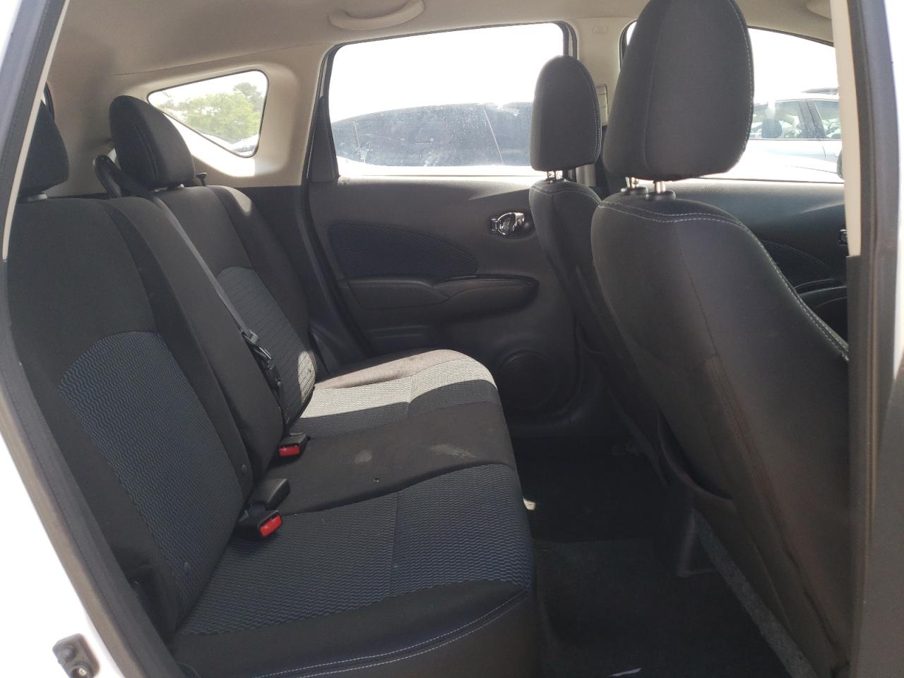 Photo 6 from auction – 2014 NISSAN VERSA NOTE with VIN 3N1CE2CP1EL403324
