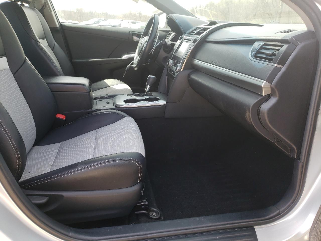 Photo 5 from auction – 2014 TOYOTA CAMRY L with VIN 4T1BF1FK2EU774560