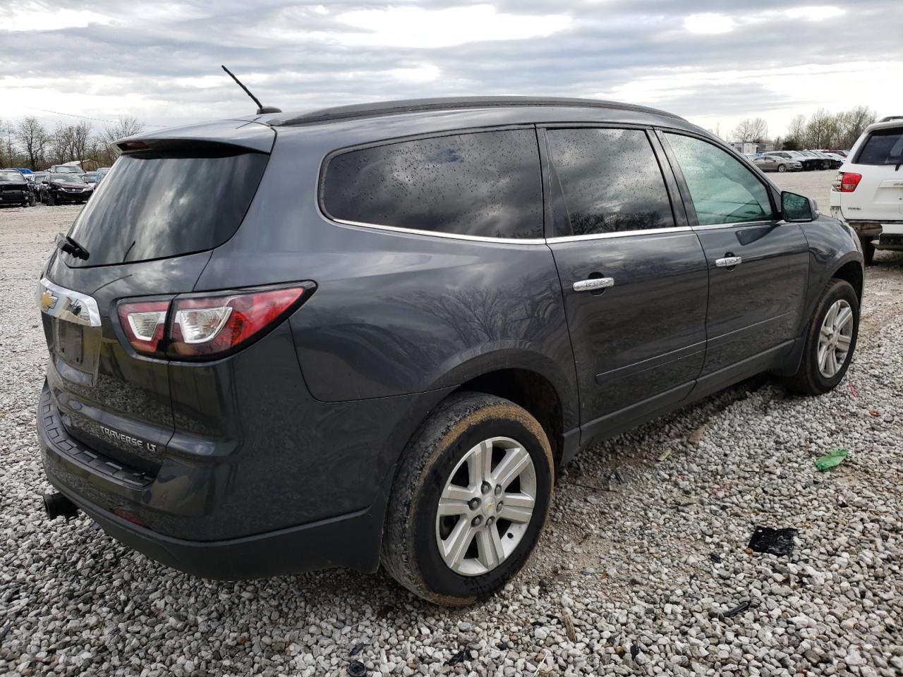 Photo 4 from auction – 2014 CHEVROLET TRAVERSE L with VIN 1GNKRHKD3EJ132045