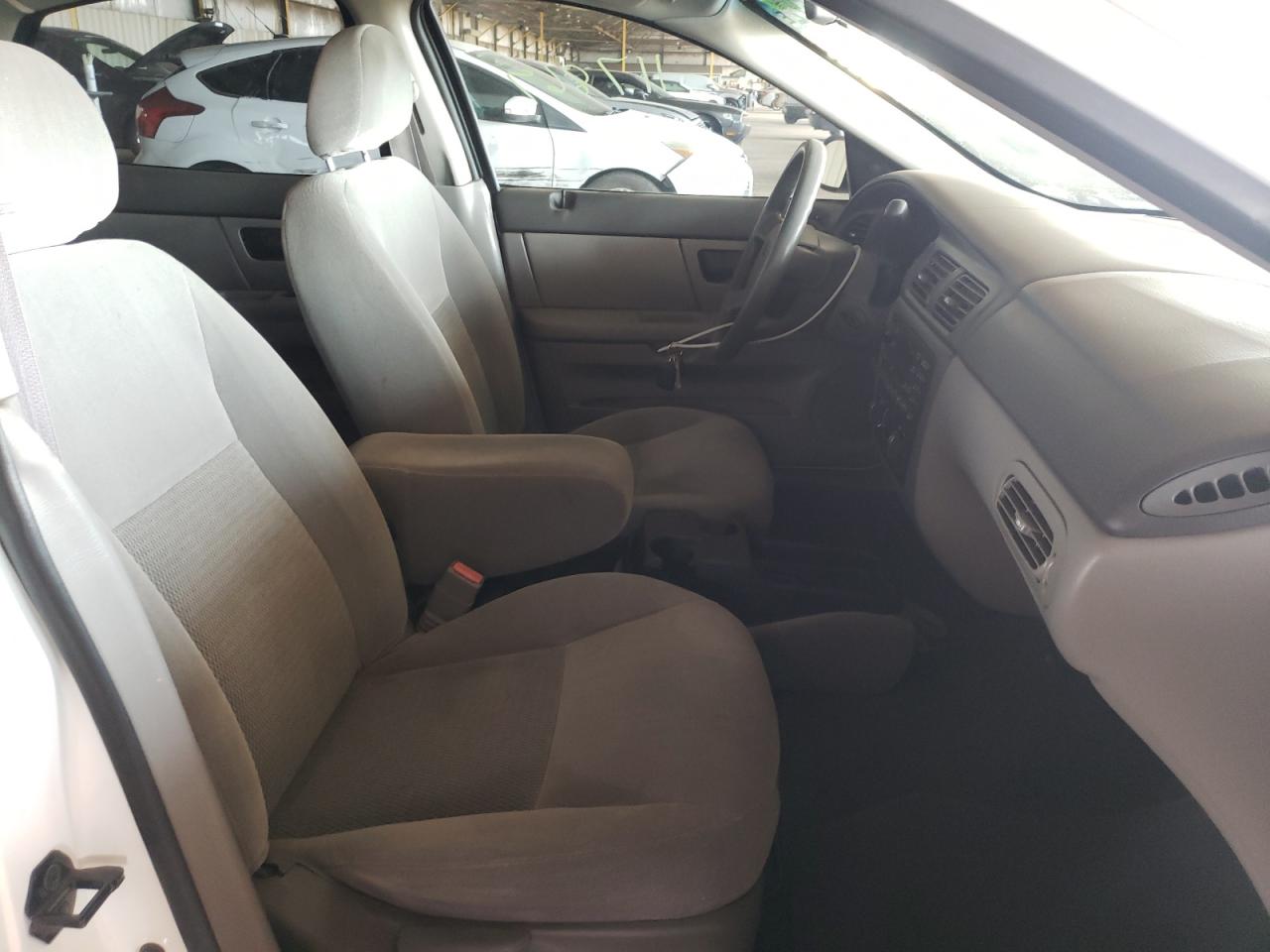 Photo 5 from auction – 2005 FORD TAURUS SE with VIN 1FAFP53285A312137