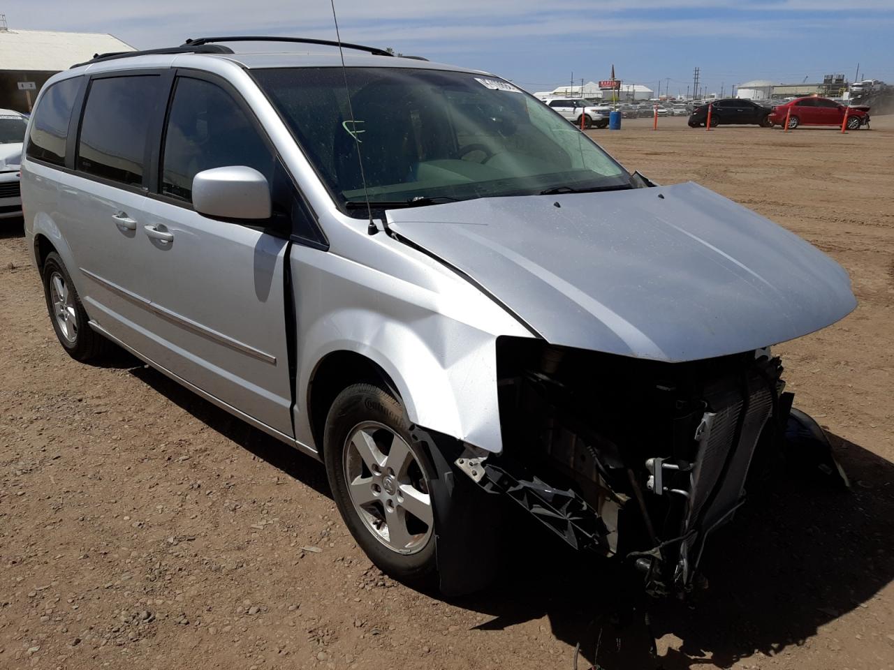 DODGE GRAND CARA 2010 with VIN 2D4RN5D10AR412048 - Photo from auction