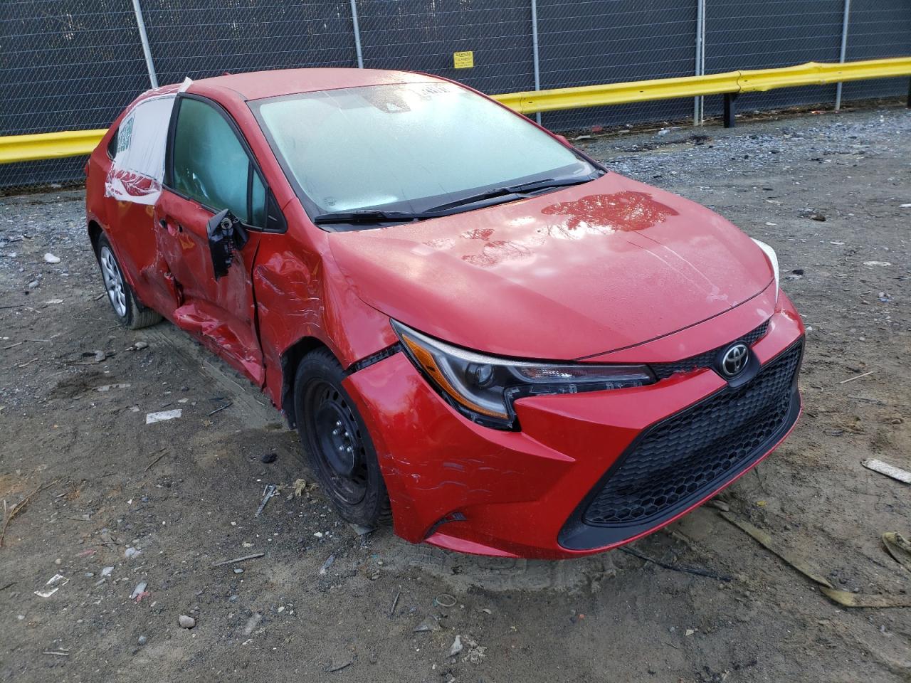 TOYOTA COROLLA LE 2021 z numerem VIN 5YFEPMAE6MP183693 - Zdjęcie z aukcji