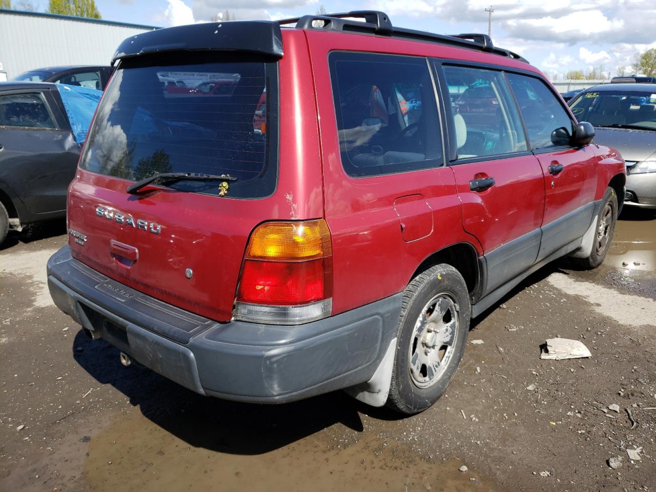 Photo 4 from auction – 1998 SUBARU FORESTER L with VIN JF1SF6350WH768840