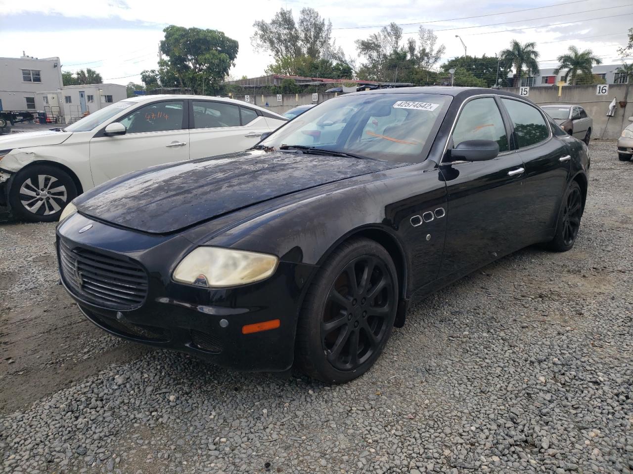 Photo 2 from auction – 2005 MASERATI QUATTROPOR with VIN ZAMCE39A150018182