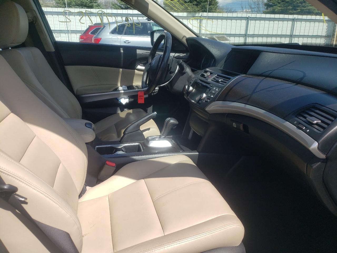 Photo 5 from auction – 2013 HONDA CROSSTOUR with VIN 5J6TF2H57DL002222