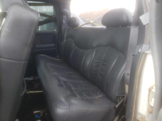 Photo 6 from auction – 2000 CHEVROLET SILVERADO with VIN 1GCEK19T8YE293941