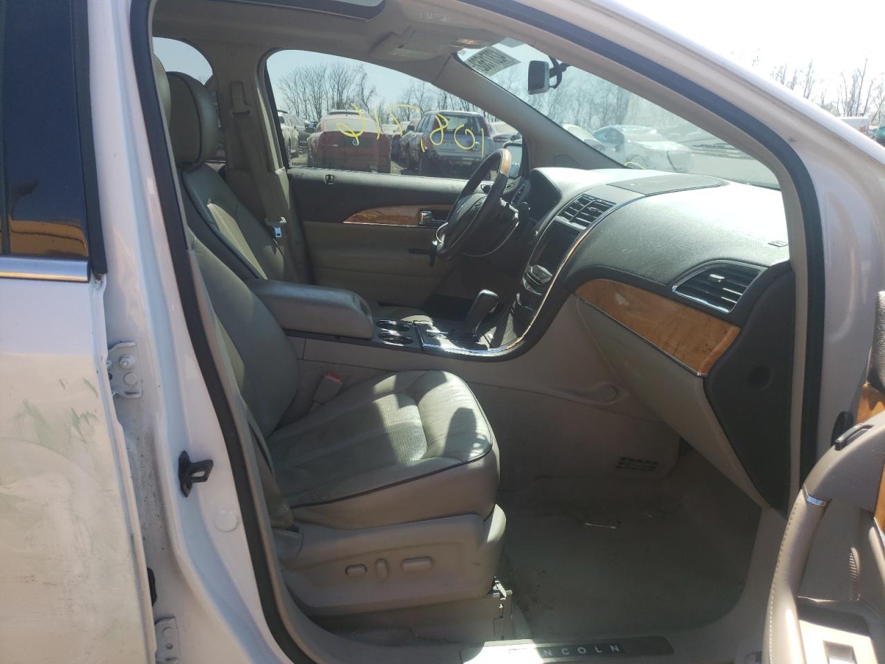 Photo 5 from auction – 2013 LINCOLN MKX with VIN 2LMDJ8JK2DBL43717