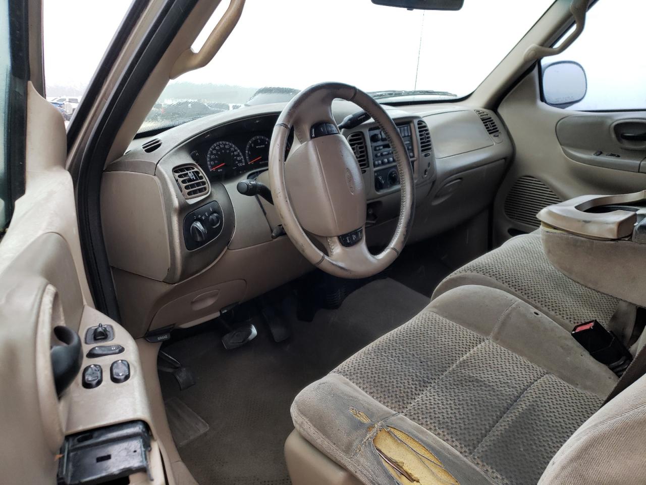 Photo 9 from auction – 2001 FORD F150 with VIN 1FTZX07231KB36557