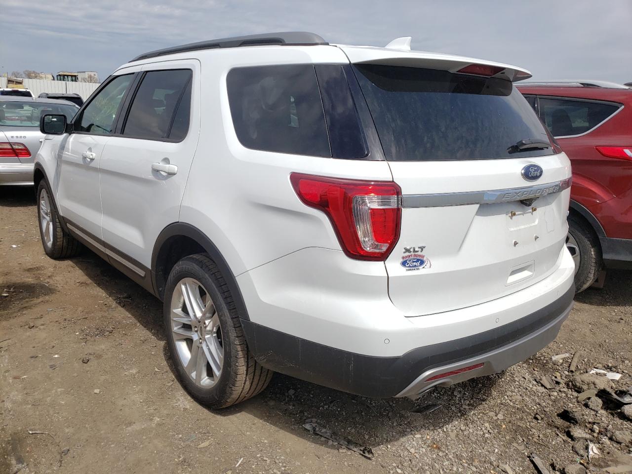 Photo 3 from auction – 2017 FORD EXPLORER X with VIN 1FM5K8D8XHGB89981