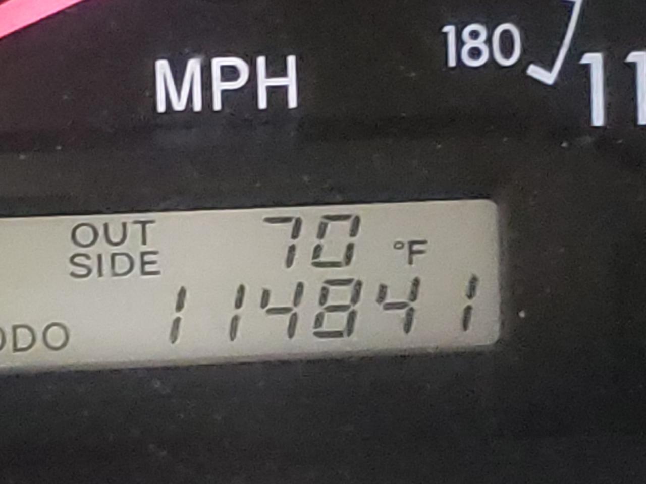 Photo 8 from auction – 2004 TOYOTA COROLLA with VIN 1NXBR32E14Z271085