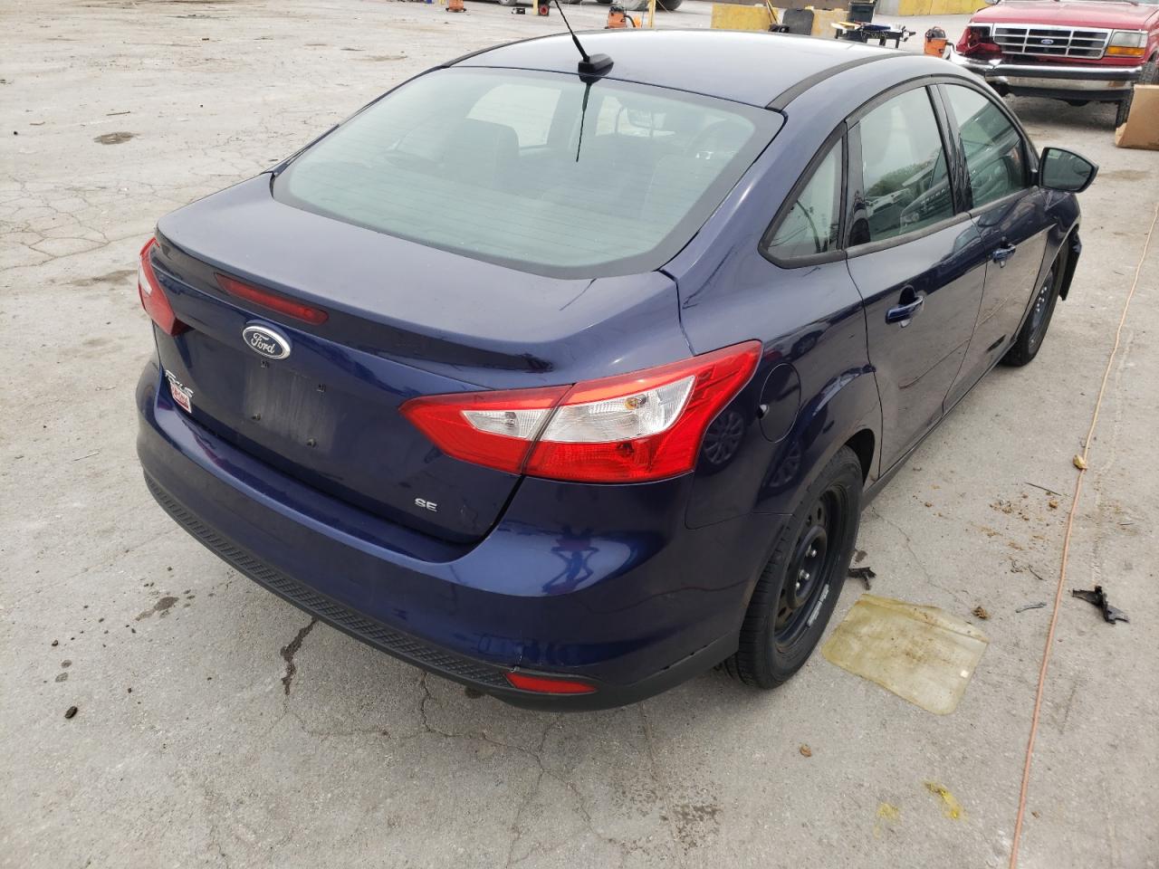 Photo 4 from auction – 2012 FORD FOCUS SE with VIN 1FAHP3F29CL163716