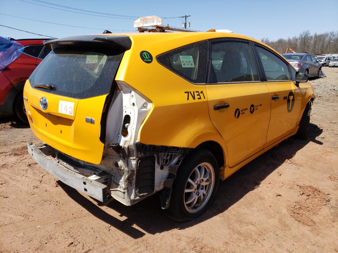 Photo 4 from auction – 2016 TOYOTA PRIUS V with VIN JTDZN3EU8GJ046797